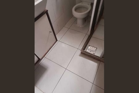 Apartamento para alugar com 75m², 2 quartos e 1 vaga Apartamento para alugar com 75m², 2 quartos e 1 vagaBanheiro