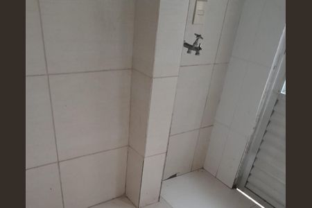 Área de serviço de apartamento para alugar com 2 quartos, 75m² em Covanca, São Gonçalo