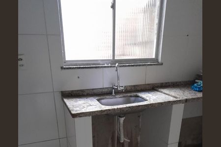 Apartamento para alugar com 75m², 2 quartos e 1 vaga Apartamento para alugar com 75m², 2 quartos e 1 vagaCozinha