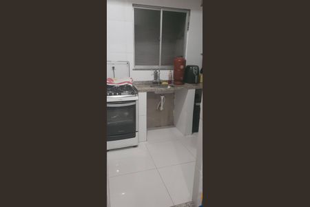 Cozinha de apartamento para alugar com 2 quartos, 75m² em Covanca, São Gonçalo