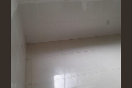 Quarto de apartamento para alugar com 2 quartos, 75m² em Covanca, São Gonçalo