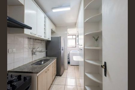 Apartamento à venda com 48m², 2 quartos e 1 vaga Apartamento à venda com 48m², 2 quartos e 1 vagaCozinha