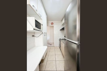 Apartamento à venda com 48m², 2 quartos e 1 vaga Apartamento à venda com 48m², 2 quartos e 1 vagaCozinha