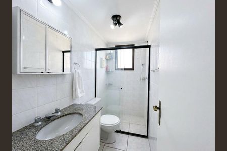 Apartamento à venda com 48m², 2 quartos e 1 vaga Apartamento à venda com 48m², 2 quartos e 1 vagaBanheiro
