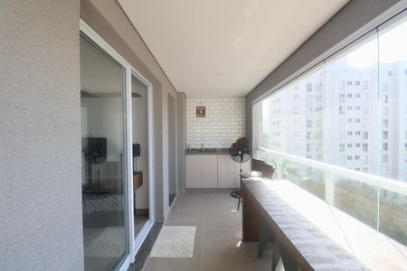 Apartamento para alugar com 56m², 1 quarto e 1 vaga Apartamento para alugar com 56m², 1 quarto e 1 vagaVaranda