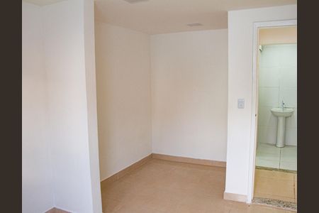 Quarto 1 de casa de condomínio para alugar com 2 quartos, 78m² em Guaratiba, Rio de Janeiro