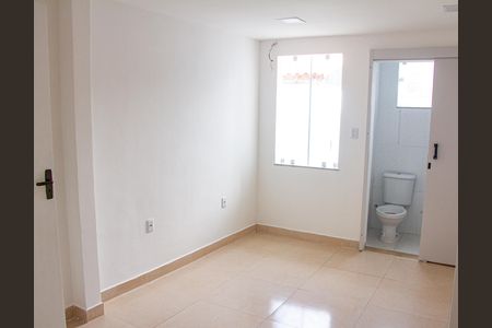 Quatro 2 de casa de condomínio para alugar com 2 quartos, 78m² em Guaratiba, Rio de Janeiro