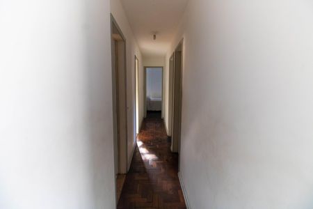 Corredor  de apartamento para alugar com 3 quartos, 68m² em Fonseca, Niterói