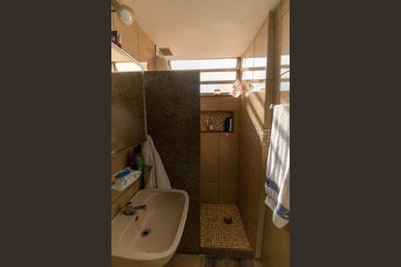 Banheiro de apartamento para alugar com 3 quartos, 68m² em Fonseca, Niterói
