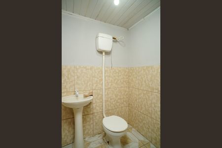 Casa para alugar com 70m², 1 quarto e 2 vagasBanheiro de serviço