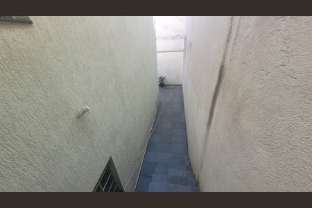 Casa para alugar com 250m², 4 quartos e 2 vagas Casa para alugar com 250m², 4 quartos e 2 vagasQuintal