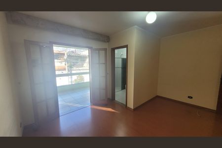 Casa para alugar com 250m², 4 quartos e 2 vagas Casa para alugar com 250m², 4 quartos e 2 vagasSuite