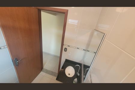 Casa para alugar com 250m², 4 quartos e 2 vagas Casa para alugar com 250m², 4 quartos e 2 vagasBanheiro 2