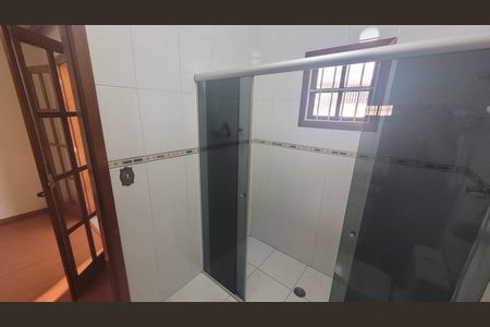 Casa para alugar com 250m², 4 quartos e 2 vagas Casa para alugar com 250m², 4 quartos e 2 vagasBanheiro da Suíte