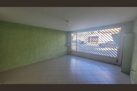 Garagem de casa à venda com 4 quartos, 250m² em Jardim Catarina, São Paulo