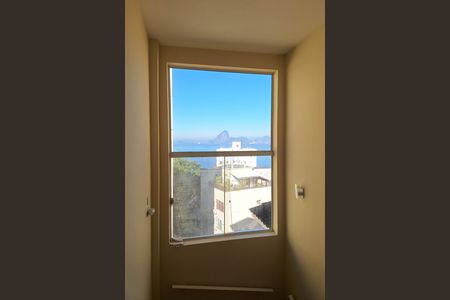 Corredor de casa de condomínio à venda com 4 quartos, 240m² em Ingá, Niterói