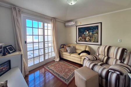 Casa de condomínio à venda com 240m², 4 quartos e 1 vaga Casa de condomínio à venda com 240m², 4 quartos e 1 vagaQuarto 1