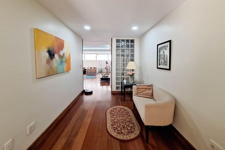 Casa de condomínio à venda com 240m², 4 quartos e 1 vaga Casa de condomínio à venda com 240m², 4 quartos e 1 vagaSala 1