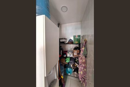 Casa de condomínio à venda com 240m², 4 quartos e 1 vaga Casa de condomínio à venda com 240m², 4 quartos e 1 vagaCozinha