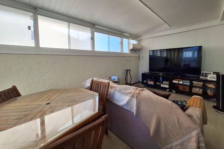 Sala 2 de casa de condomínio à venda com 4 quartos, 240m² em Ingá, Niterói