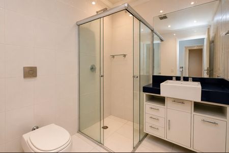 Banheiro de apartamento à venda com 4 quartos, 437m² em Vila Uberabinha, São Paulo