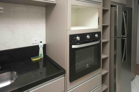 Cozinha de apartamento para alugar com 2 quartos, 47m² em Jardim Dona Sinha, São Paulo
