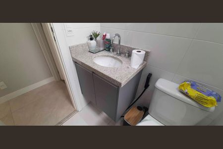 Apartamento à venda com 52m², 2 quartos e 1 vagaBanheiro Social