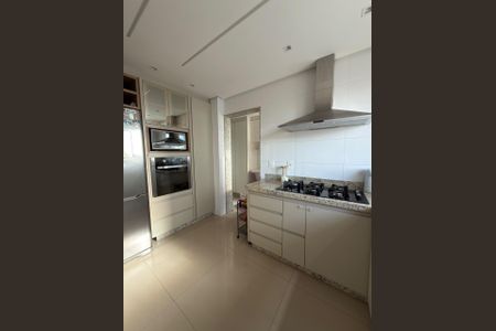 Apartamento à venda com 121m², 3 quartos e 2 vagasCozinha
