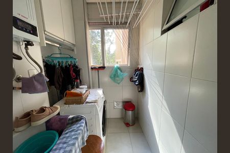 Apartamento à venda com 3 quartos, 77m² em Conjunto Promorar Raposo Tavares, São Paulo