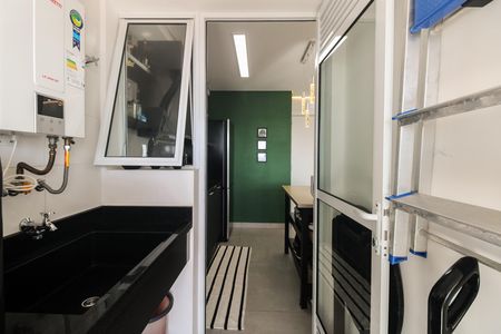 Apartamento à venda com 58m², 2 quartos e 1 vagaÁrea de Serviço 