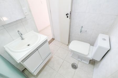 Apartamento à venda com 60m², 2 quartos e 1 vaga Apartamento à venda com 60m², 2 quartos e 1 vagaBanheiro