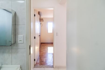 Apartamento à venda com 60m², 2 quartos e 1 vaga Apartamento à venda com 60m², 2 quartos e 1 vagaBanheiro