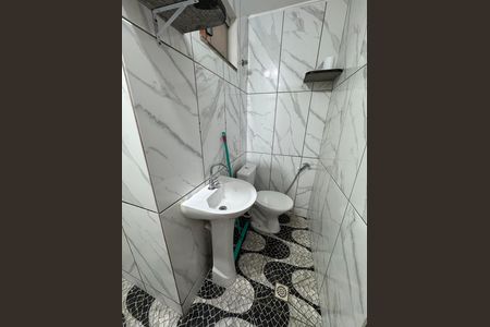 Apartamento para alugar com 25m², 1 quarto e sem vaga Apartamento para alugar com 25m², 1 quarto e sem vagaBanheiro da Suíte
