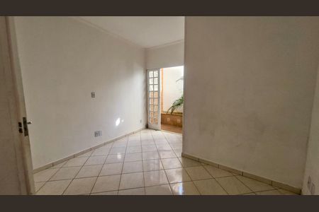 Casa para alugar com 106m², 3 quartos e 1 vaga Casa para alugar com 106m², 3 quartos e 1 vagaQuarto 1