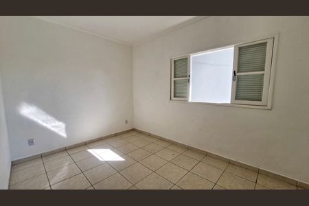 Casa para alugar com 106m², 3 quartos e 1 vaga Casa para alugar com 106m², 3 quartos e 1 vagaQuarto 2