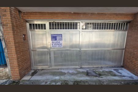 Casa para alugar com 106m², 3 quartos e 1 vaga Casa para alugar com 106m², 3 quartos e 1 vagaFachada