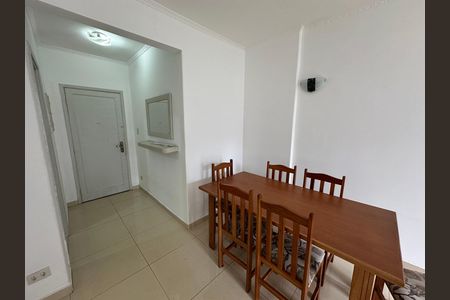 Apartamento para alugar com 80m², 2 quartos e 1 vaga Apartamento para alugar com 80m², 2 quartos e 1 vagaSala