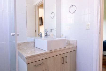 Casa para alugar com 350m², 4 quartos e 4 vagas