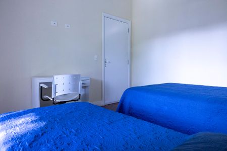 Casa para alugar com 350m², 4 quartos e 4 vagas