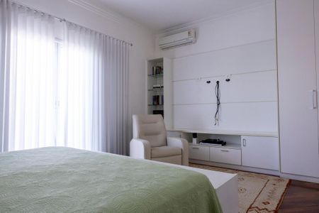 Casa para alugar com 350m², 4 quartos e 4 vagas