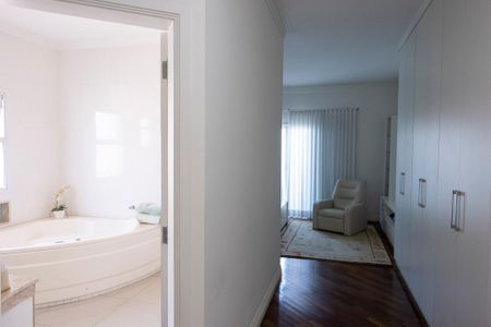 Casa para alugar com 350m², 4 quartos e 4 vagas