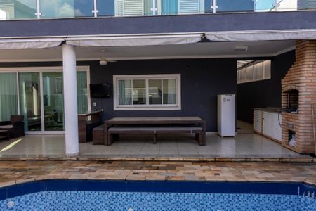 Casa para alugar com 350m², 4 quartos e 4 vagas