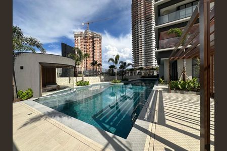 Apartamento para alugar com 112m², 2 quartos e 2 vagas Apartamento para alugar com 112m², 2 quartos e 2 vagasÁrea comum - Piscina