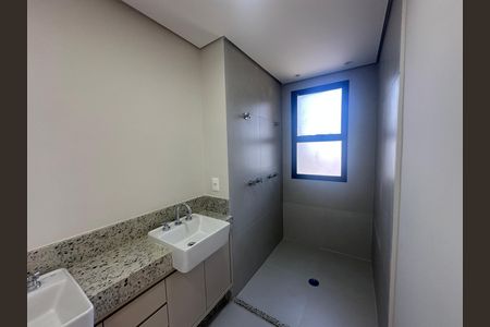 Apartamento para alugar com 112m², 2 quartos e 2 vagas Apartamento para alugar com 112m², 2 quartos e 2 vagasBanheiro da Suíte 2