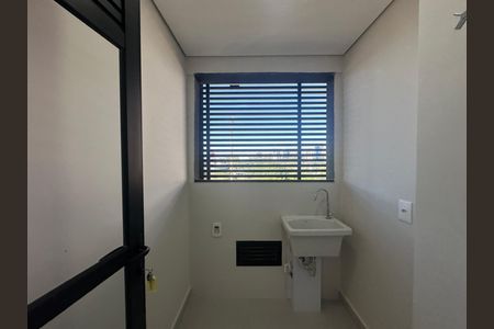 Área de Serviço de apartamento para alugar com 2 quartos, 112m² em Alphaville Comercial, Barueri