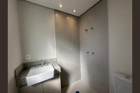 Apartamento para alugar com 112m², 2 quartos e 2 vagas Apartamento para alugar com 112m², 2 quartos e 2 vagasBanheiro da Suíte 1