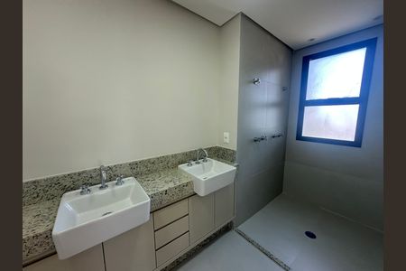 Apartamento para alugar com 112m², 2 quartos e 2 vagas Apartamento para alugar com 112m², 2 quartos e 2 vagasBanheiro da Suíte 2