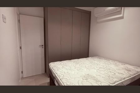 Studio para alugar com 38m², 1 quarto e 1 vaga Studio para alugar com 38m², 1 quarto e 1 vagaQuarto