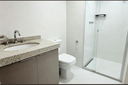 Studio para alugar com 38m², 1 quarto e 1 vaga Studio para alugar com 38m², 1 quarto e 1 vagaBanheiro