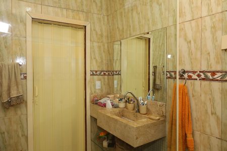 Casa à venda com 142m², 2 quartos e 3 vagasBanheiro